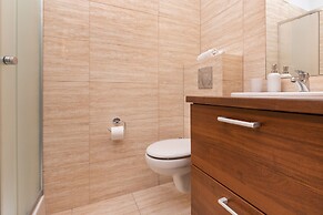 4 Pory Roku Jastrzębia Góra by Renters