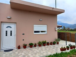 Kavros Cozy Apartment with mountain view
