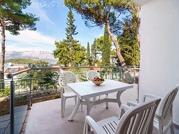 Lumbarda Resort Apartments