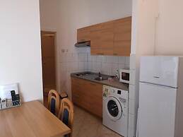 Lumbarda Resort Apartments