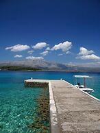 Lumbarda Resort Apartments