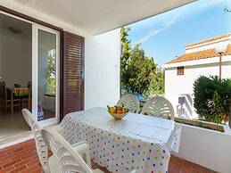 Lumbarda Resort Apartments