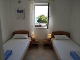 Lumbarda Resort Apartments