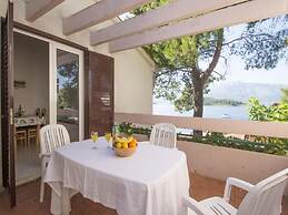 Lumbarda Resort Apartments