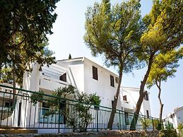 Lumbarda Resort Apartments