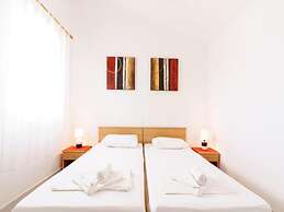 Lumbarda Resort Apartments