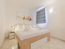 Lumbarda Resort Apartments