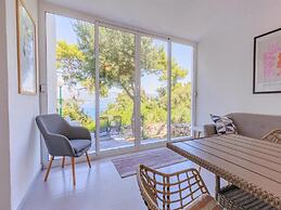 Lumbarda Resort Apartments