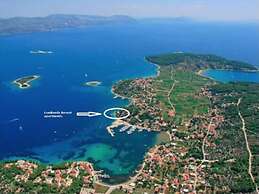 Lumbarda Resort Apartments