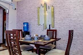 Lux Suites Elsa Royal Apartments