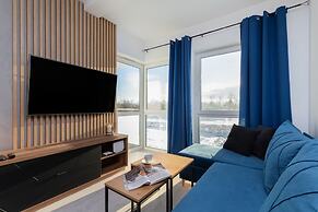 Ostoya Pucka Apartment by Renters