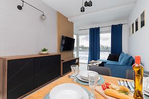 Ostoya Pucka Apartment by Renters