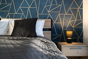 Ostoya Pucka Apartment by Renters