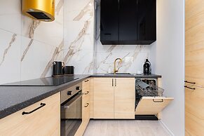 Ostoya Pucka Apartment by Renters