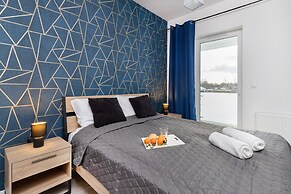 Ostoya Pucka Apartment by Renters