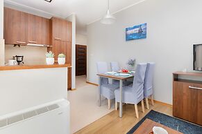 Villa 4 Pory Roku Apartment by Renters