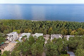 Villa 4 Pory Roku Apartment by Renters