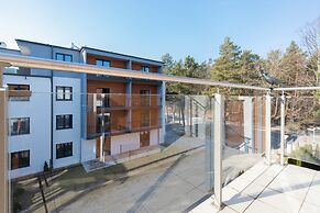 Villa 4 Pory Roku Apartment by Renters