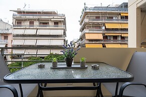 Chic and Lavish Apartment in Athens