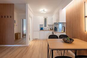 Chic and Lavish Apartment in Athens