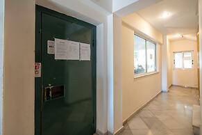 Chic and Lavish Apartment in Athens