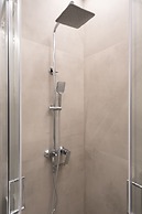 Chic and Lavish Apartment in Athens