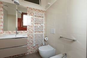 3722 Lo Spole Apartment by Barbarhouse