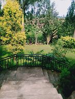 Riverside Resort Hotel Kabale