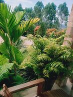 Riverside Resort Hotel Kabale