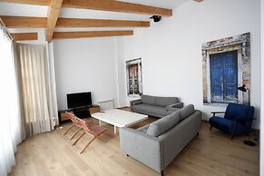 APARTAMENTOS ARMANYA 3