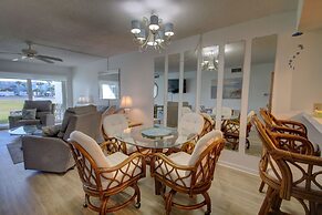 217 El Matador 2 Bedroom Condo by RedAwning