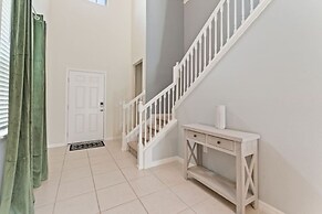 Themed Rooms Free Access To Resort Waterpark! 4 Bedroom Home by RedAwn