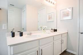 Beauty & The Beast Star Wars Free Access To Resort 6 Bedroom Home by R