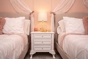 Beauty & The Beast Star Wars Free Access To Resort 6 Bedroom Home by R