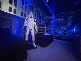 Beauty & The Beast Star Wars Free Access To Resort 6 Bedroom Home by R