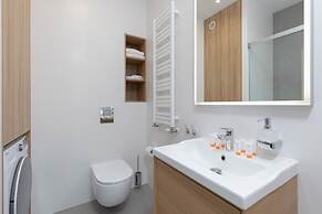 Deep Blue Apartment in Mielno by Renters