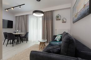 Deep Blue Apartment in Mielno by Renters