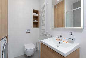 Deep Blue Apartment in Mielno by Renters