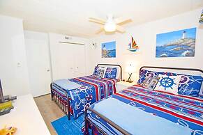 Thunder Island 15a 2 Bedroom Condo by RedAwning