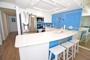 Thunder Island 15a 2 Bedroom Condo by RedAwning