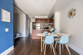 Beautiful Condos In Heart of Downtown