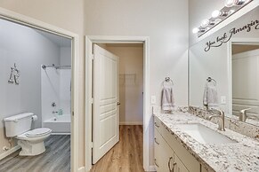 First-floor Condo w/ Pool Access in Mesa!
