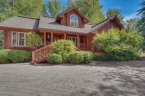 Beautiful Hailey Home: Walk to Big Wood River!