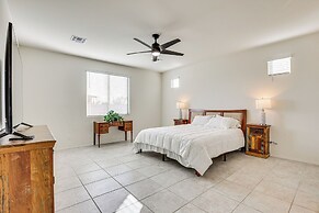 Peoria Home ~ 7 Mi to State Farm Stadium!