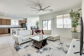 Peoria Home ~ 7 Mi to State Farm Stadium!