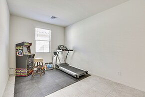 Peoria Home ~ 7 Mi to State Farm Stadium!