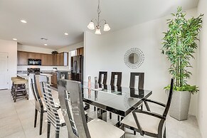 Peoria Home ~ 7 Mi to State Farm Stadium!