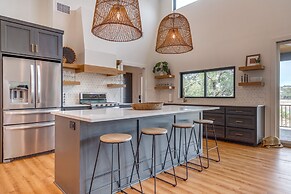 Chic Burnet Home on Lake Buchanan w/ 2 Fireplaces!