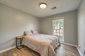 5 Mi to Fort Moore: Quiet Columbus Home