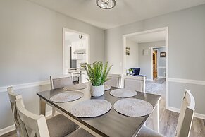 5 Mi to Fort Moore: Quiet Columbus Home